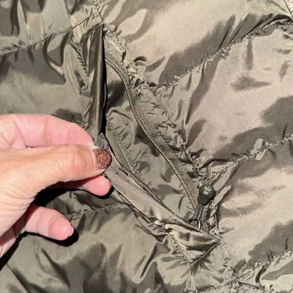 32° heat size woman’s medium vest - Picture 6 of 7